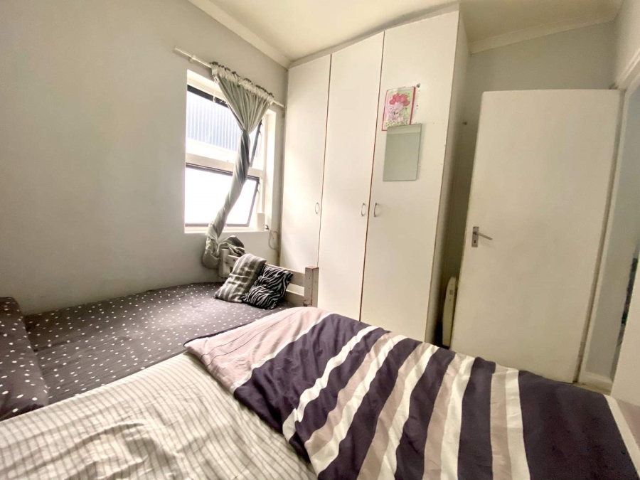 2 Bedroom Property for Sale in Maitland Western Cape